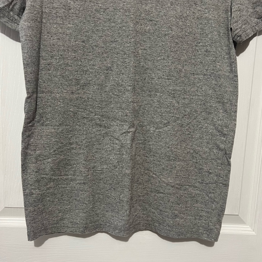 💗 American‎ Eagle Outfitters - Mens Heather Gray T-shirt - Picture 8 of 8
